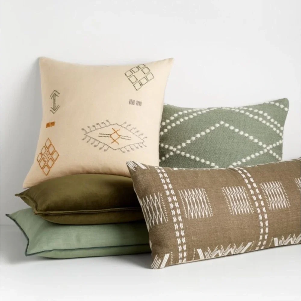 Set of 2 Crate & Barrel Sage Kilim Cotton Wool Blend Throw Pillow Covers 23x23